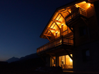 Chalet neuf vue panoramique 8 personnes Samoens